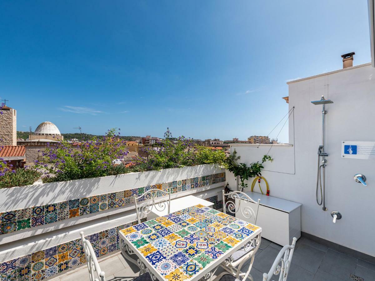 "Bea'S Terrace" - Private Jacuzzi And Panoramic Rooftop In The City Centre Cagliari Zewnętrze zdjęcie